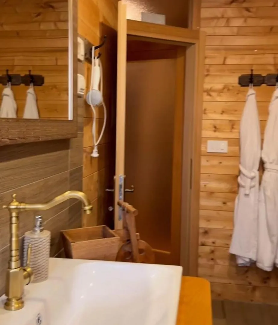 Lika Holiday Home Mazini Gračac Villa